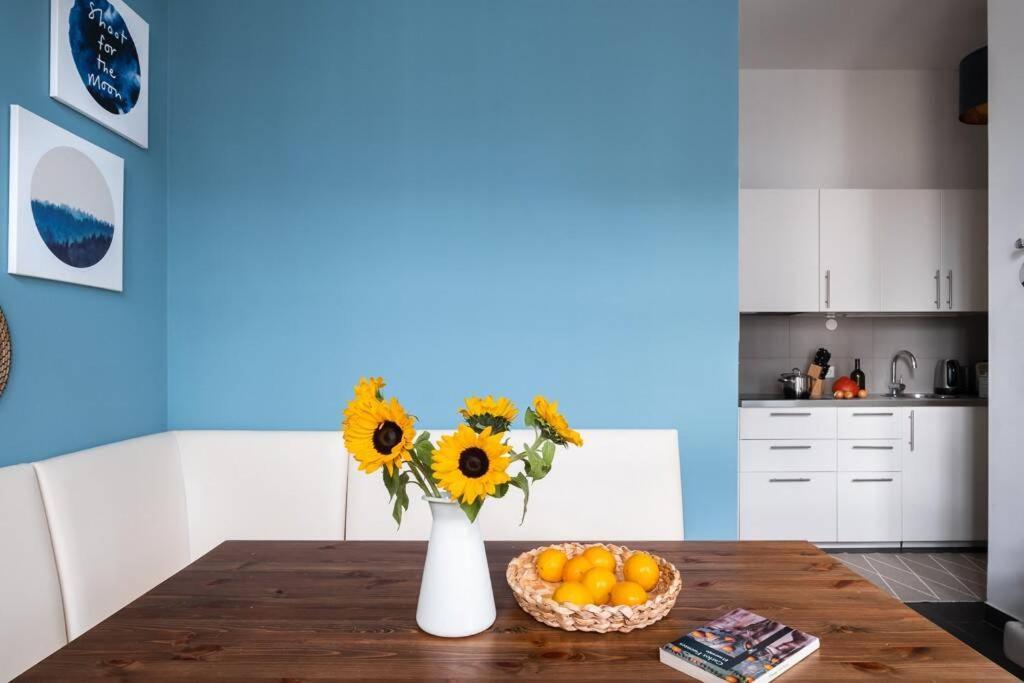 Sc 05 By Rockchair Apartments L Superhost Status L 2 Bedrooms Boxspringbeds Balcony Elevator - Cozy Family & Business Flair Welcomes You! Berlin Zewnętrze zdjęcie